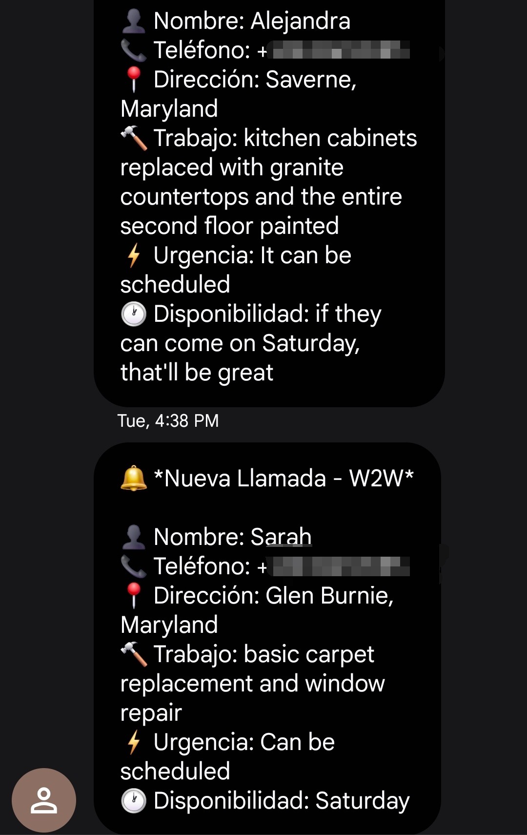 Mensaje de WhatsApp con los datos del cliente capturados por Maya: nombre, teléfono, dirección, tipo de trabajo y urgencia.